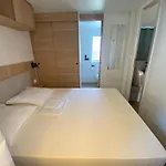 Mobil 200 M De La