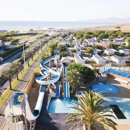 Mobil Home 200 M De La Mer Campeggio