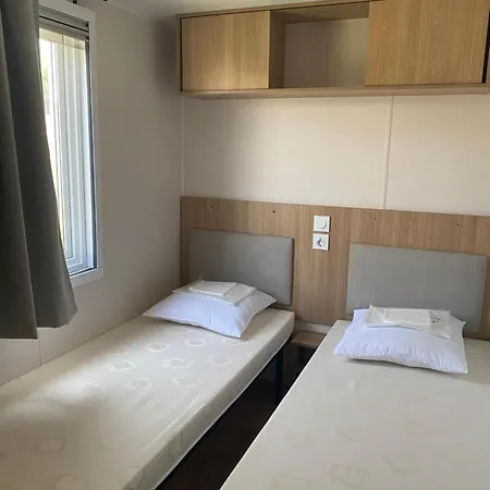 Campeggio Mobil Home 200 M De La Mer